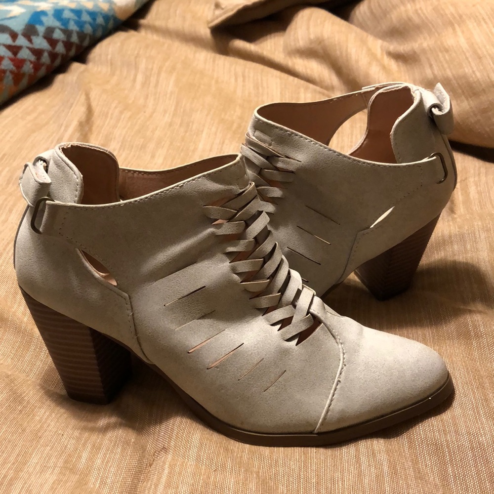 Cutout booties